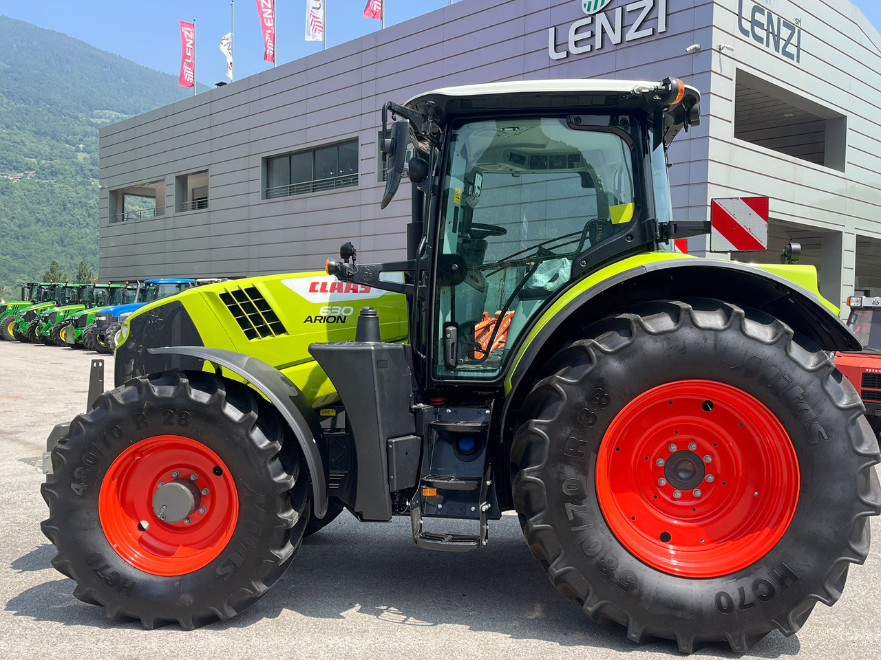Tractor TRATTORE CLAAS ARION 630