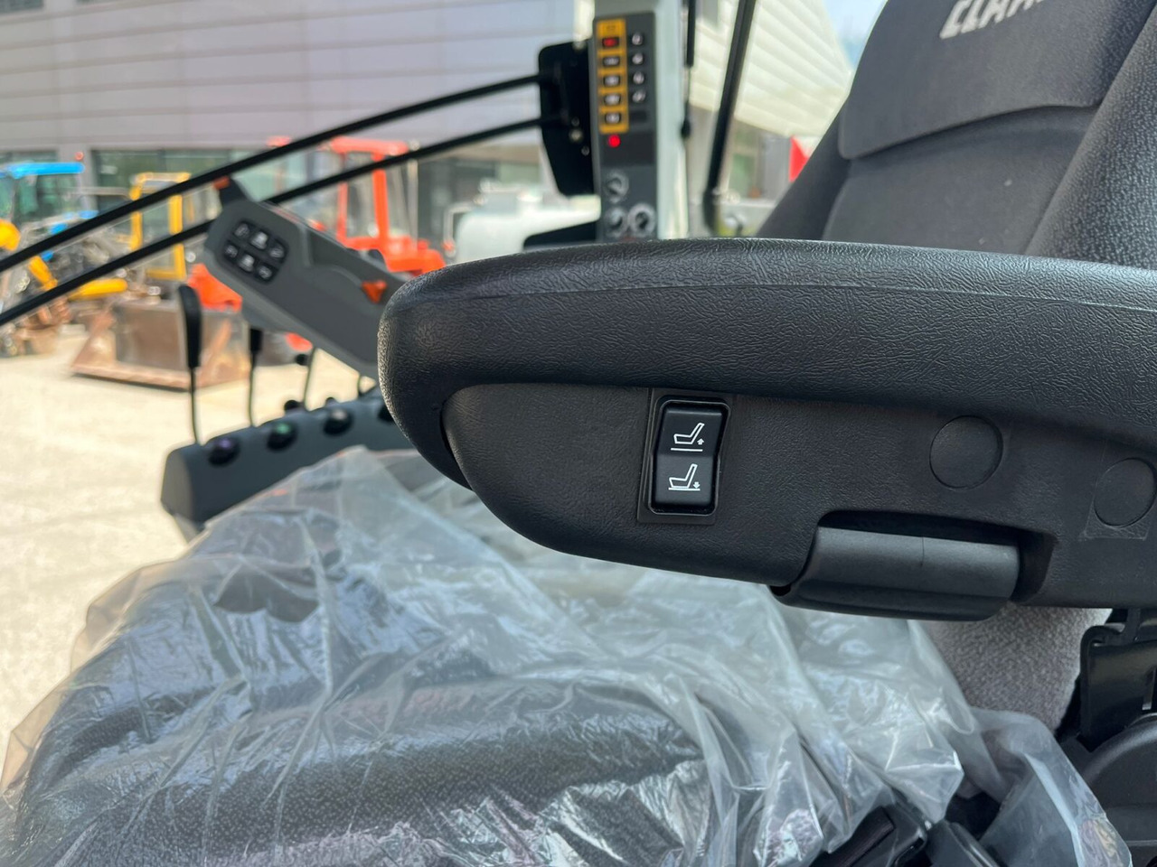 Tractor TRATTORE CLAAS ARION 630