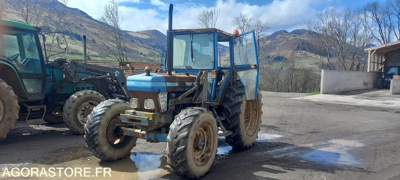 Tractor Tracteur Ford 5610 avec chargeur Mailleux