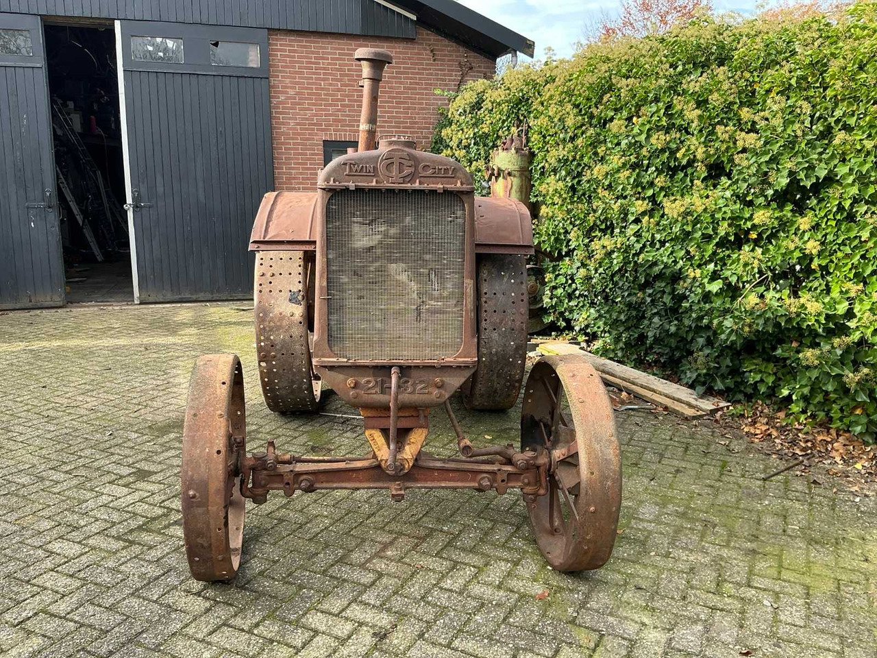 Tractor Twin city 20-32