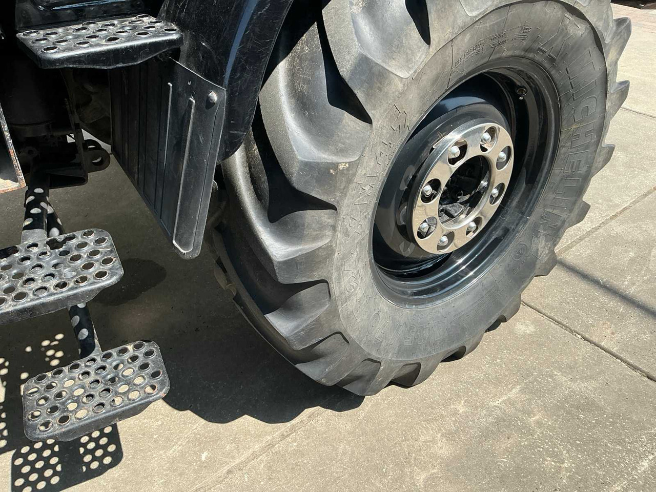 Tractor Unimog U1600