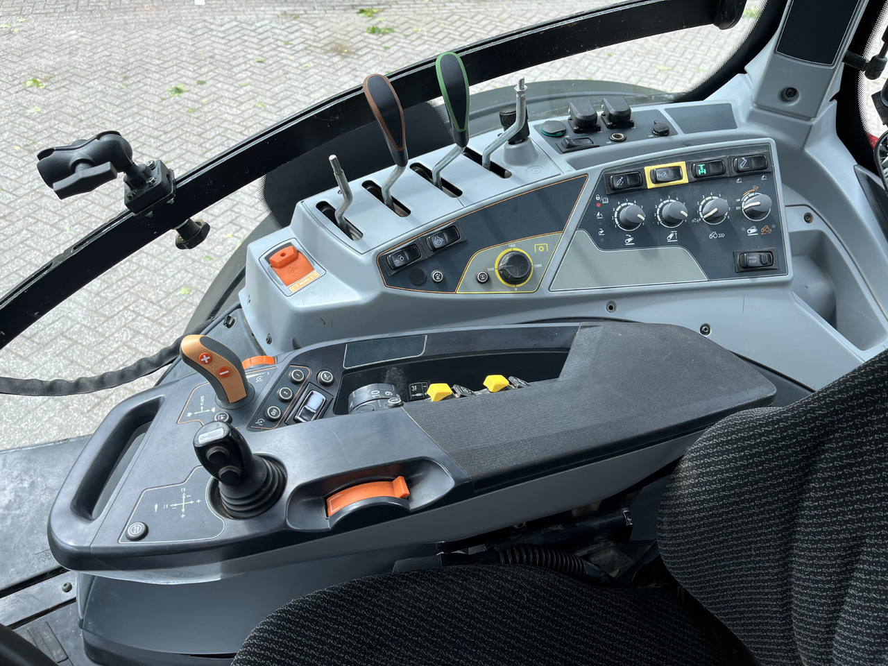 Tractor VALTRA N174 Active