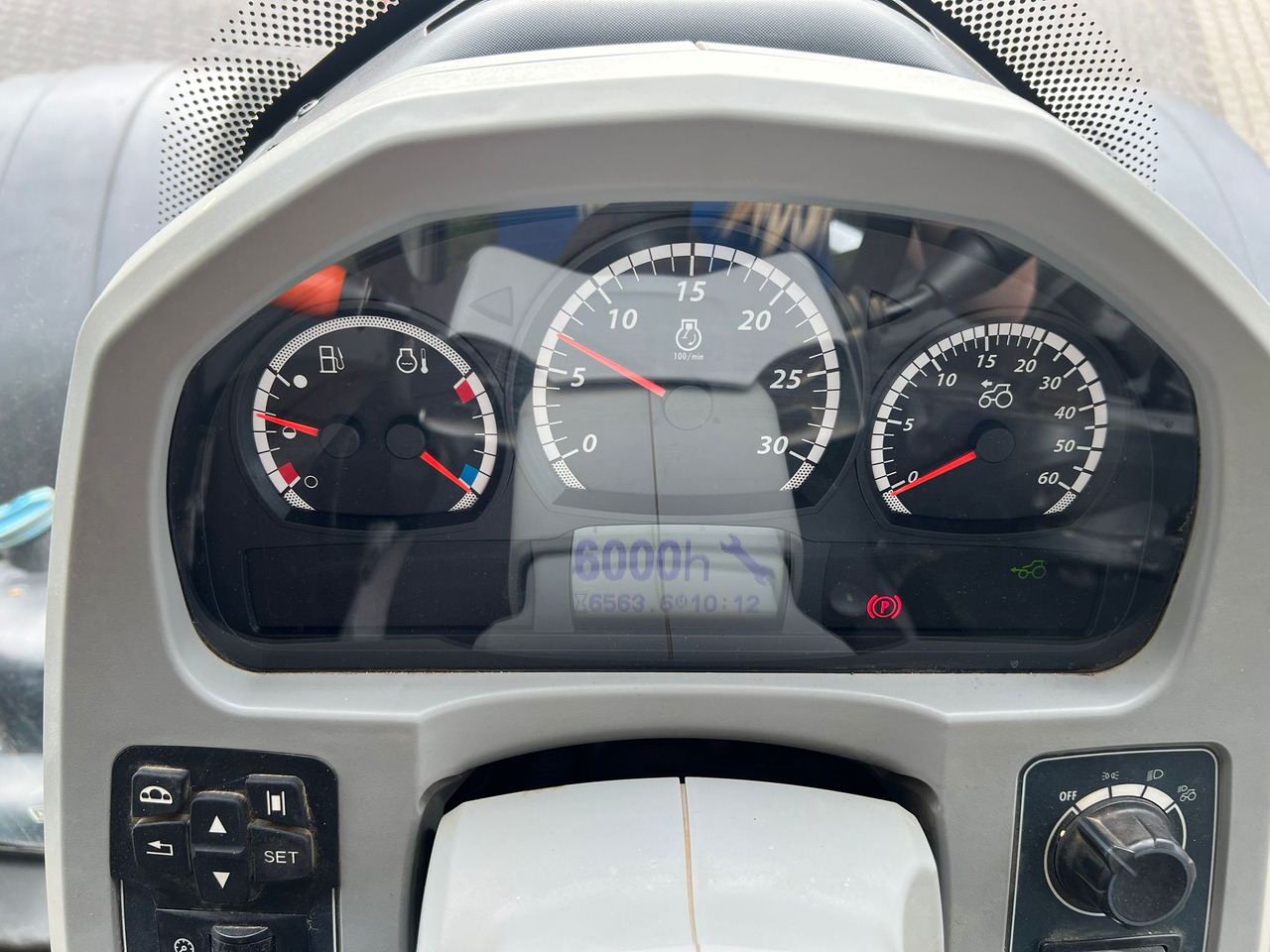 Tractor VALTRA T174 Versu