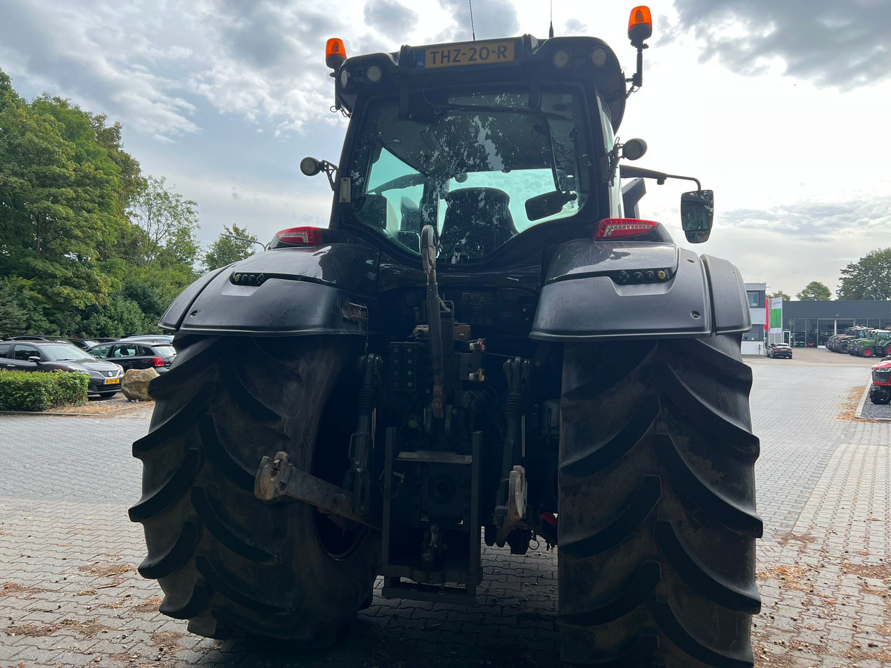 Tractor VALTRA T174 Versu
