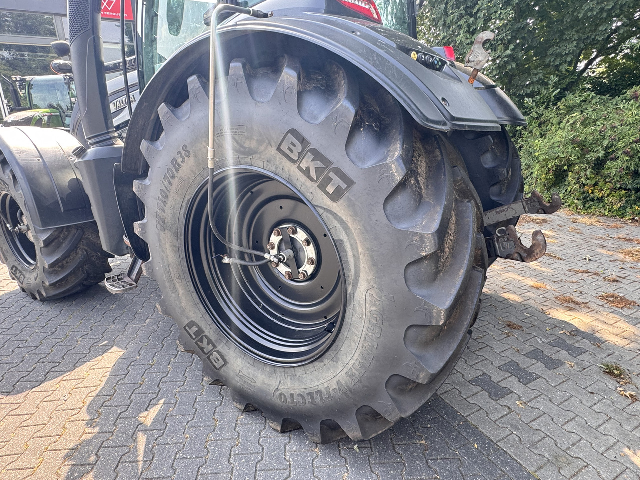 Tractor VALTRA T214 Direct