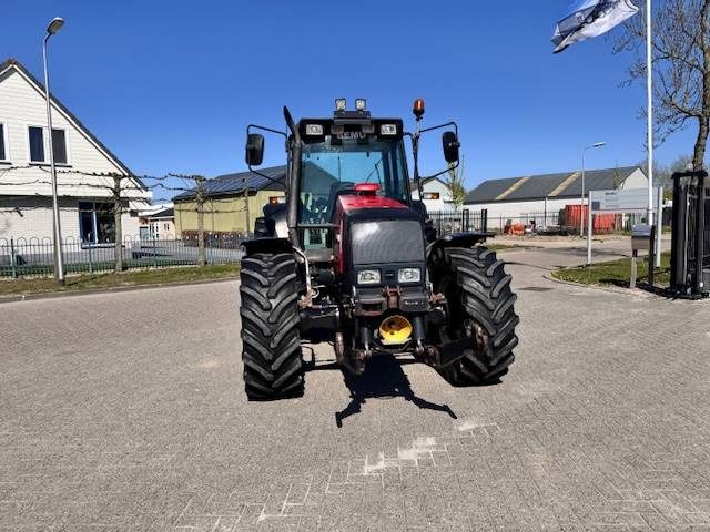 Tractor Valtra 6400, Luchtremmen, Fronthef, Frontaftakas