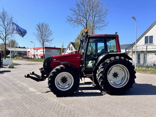 Tractor Valtra 6400, Luchtremmen, Fronthef, Frontaftakas