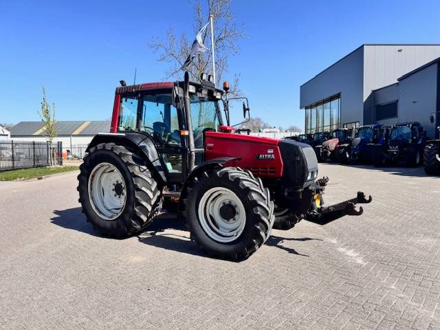 Tractor Valtra 6400, Luchtremmen, Fronthef, Frontaftakas