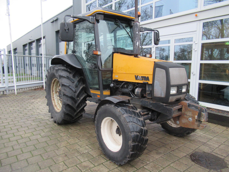 Tractor Valtra 700 4x2 VALMET