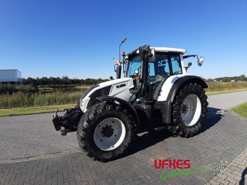 Tractor Valtra N143 Direct TwinTrac