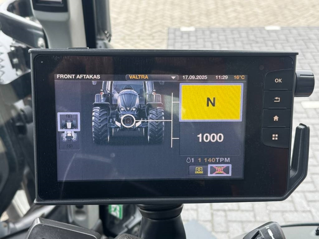 Tractor Valtra N174D, Frontlinkage + PTO, Frontloader, 3846 hours
