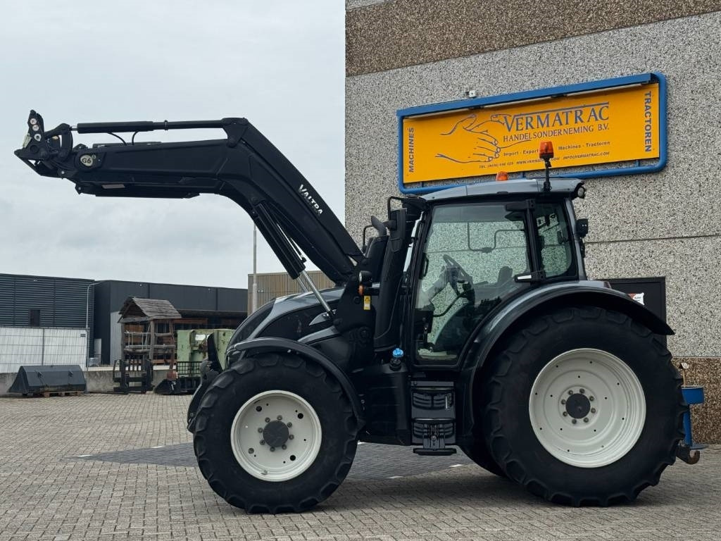 Tractor Valtra N174D, Frontlinkage + PTO, Frontloader, 3846 hours