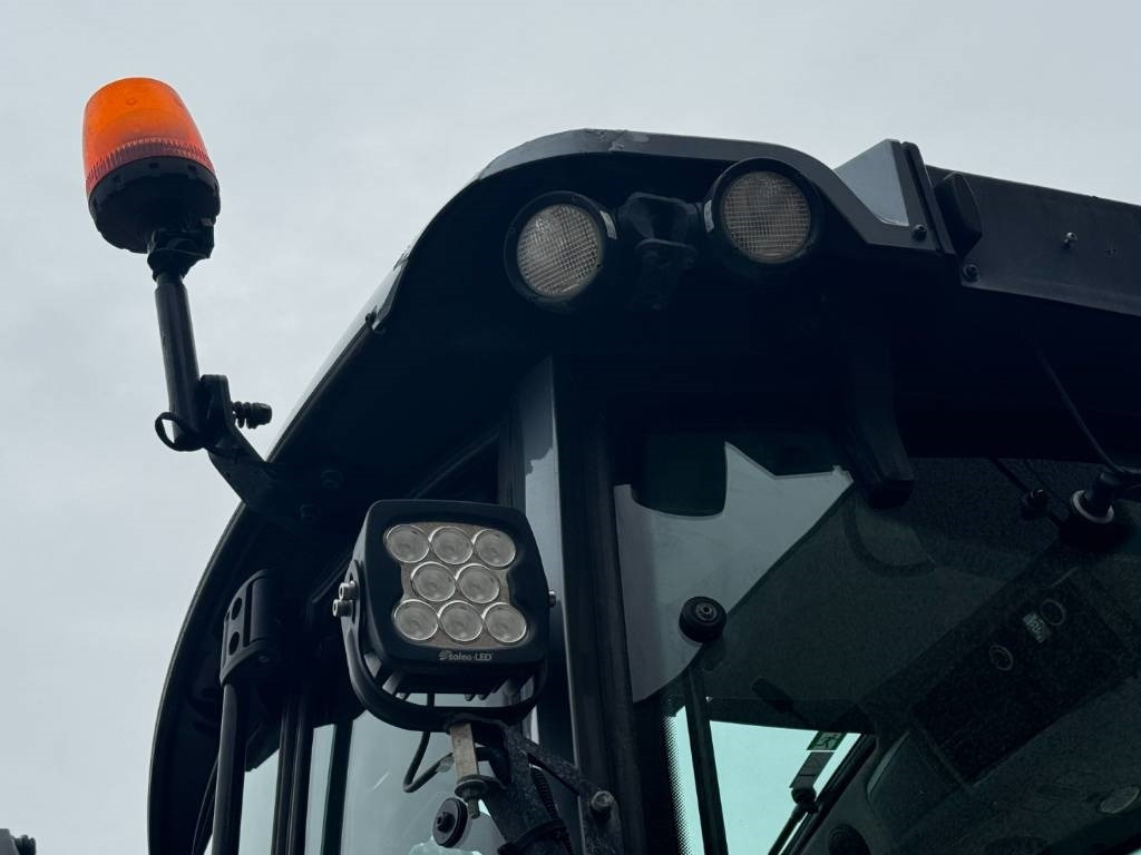 Tractor Valtra N174D, Frontlinkage + PTO, Frontloader, 3846 hours