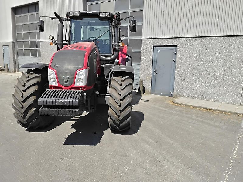 Tractor Valtra T153 Versu