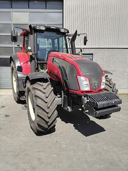 Tractor Valtra T153 Versu