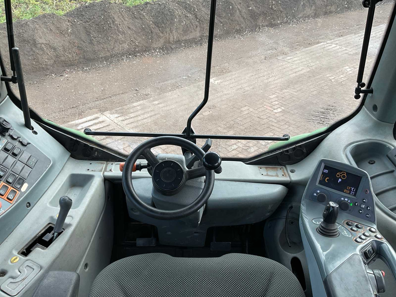 Tractor Valtra T163e