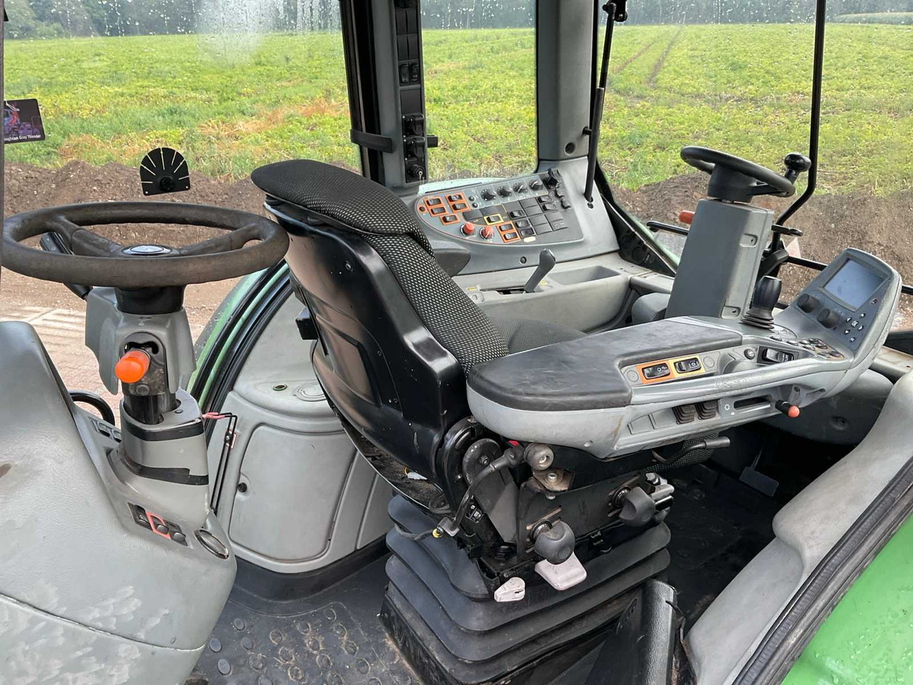 Tractor Valtra T163e