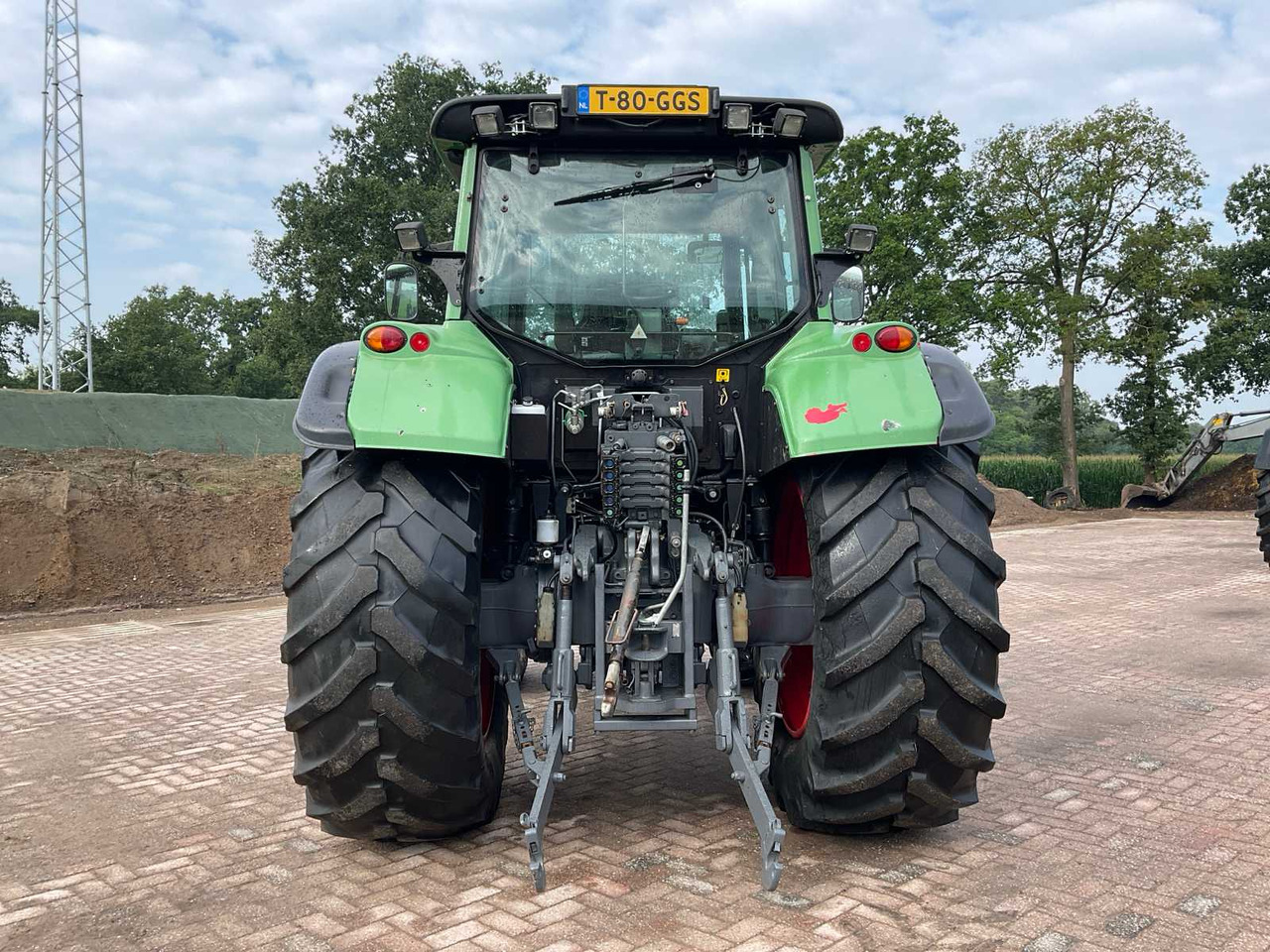 Tractor Valtra T163e