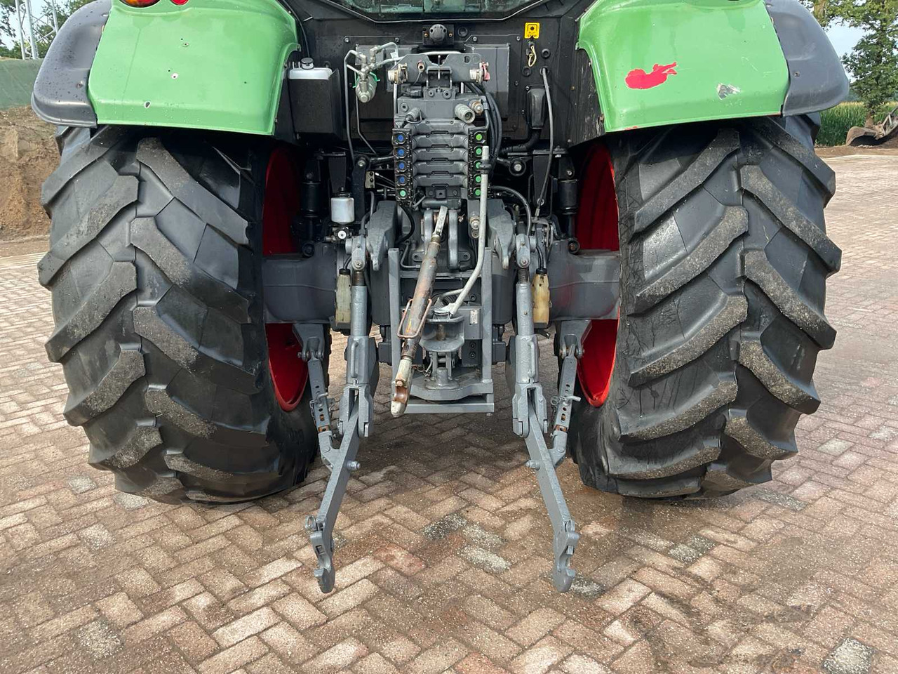 Tractor Valtra T163e