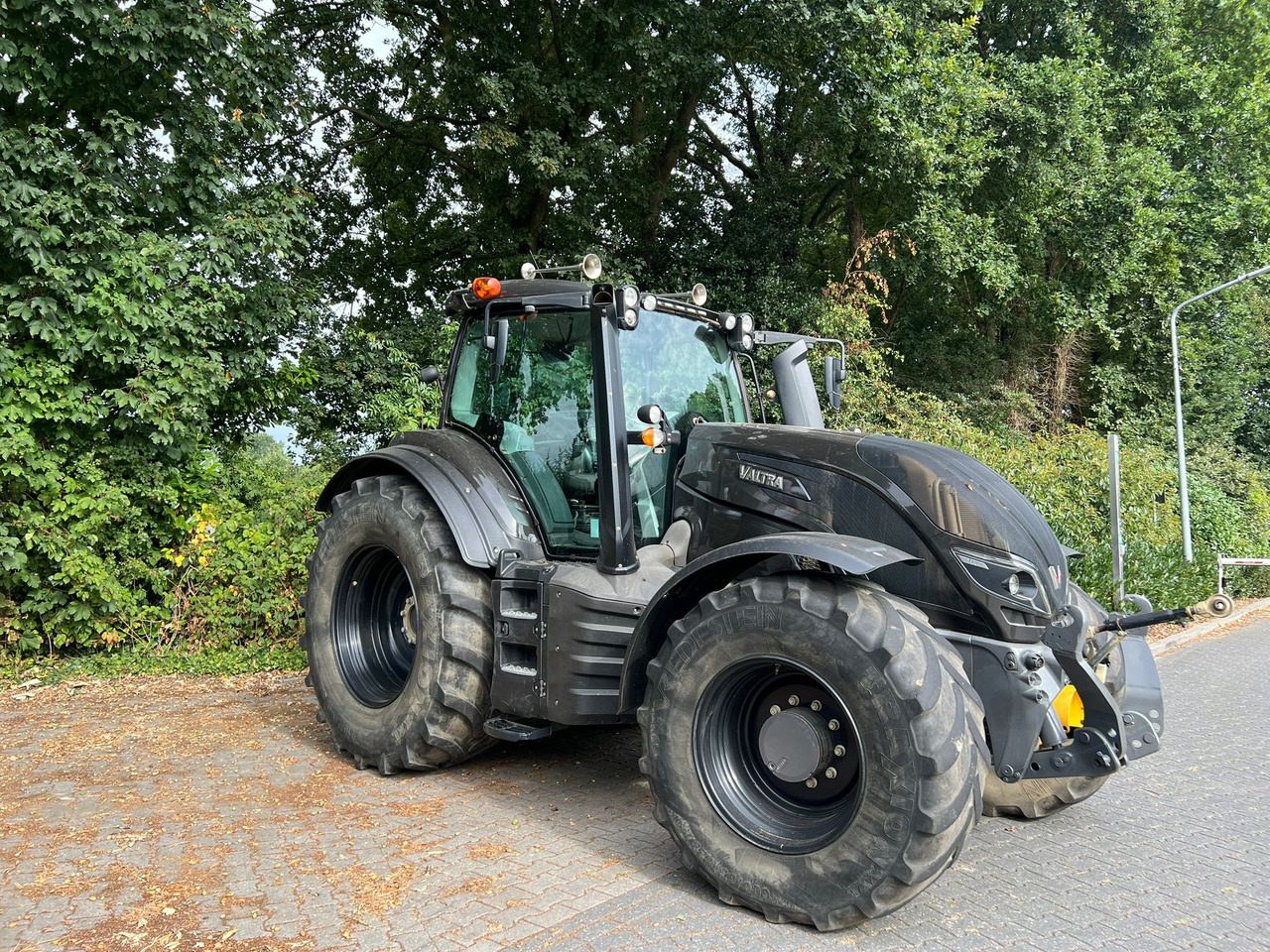 Tractor Valtra T174 Versu