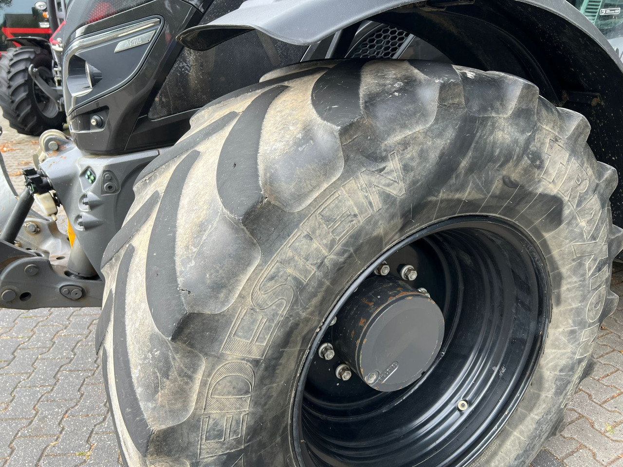Tractor Valtra T174 Versu