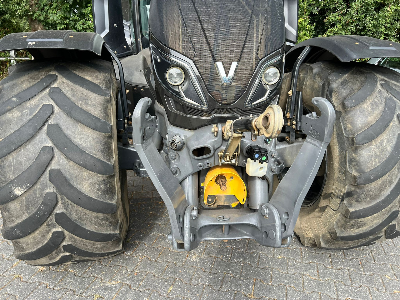 Tractor Valtra T174 Versu