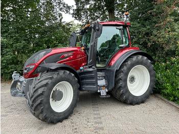 Tractor Valtra T214 Direct