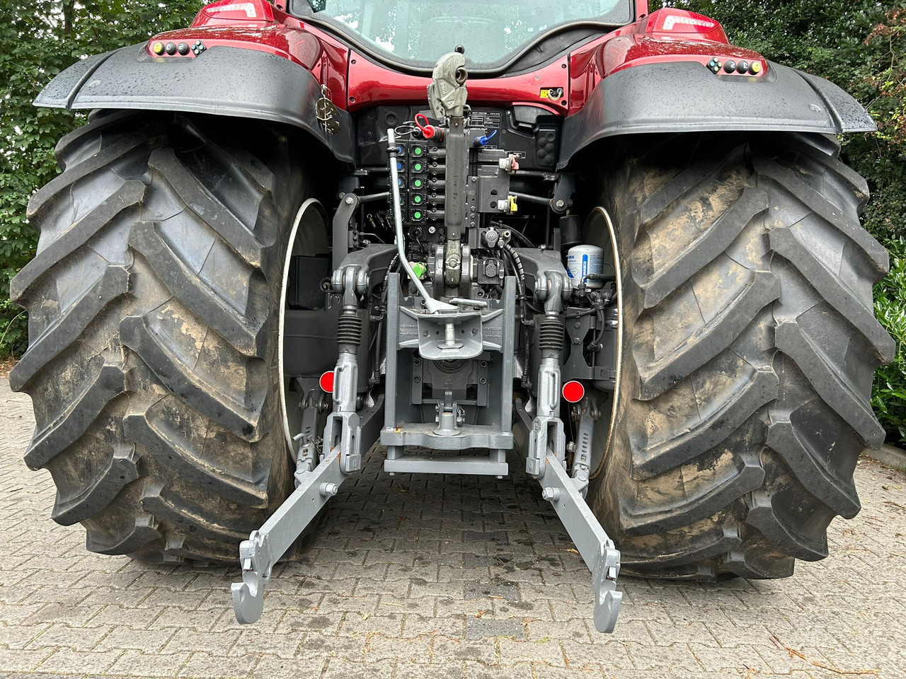 Tractor Valtra T214 Direct