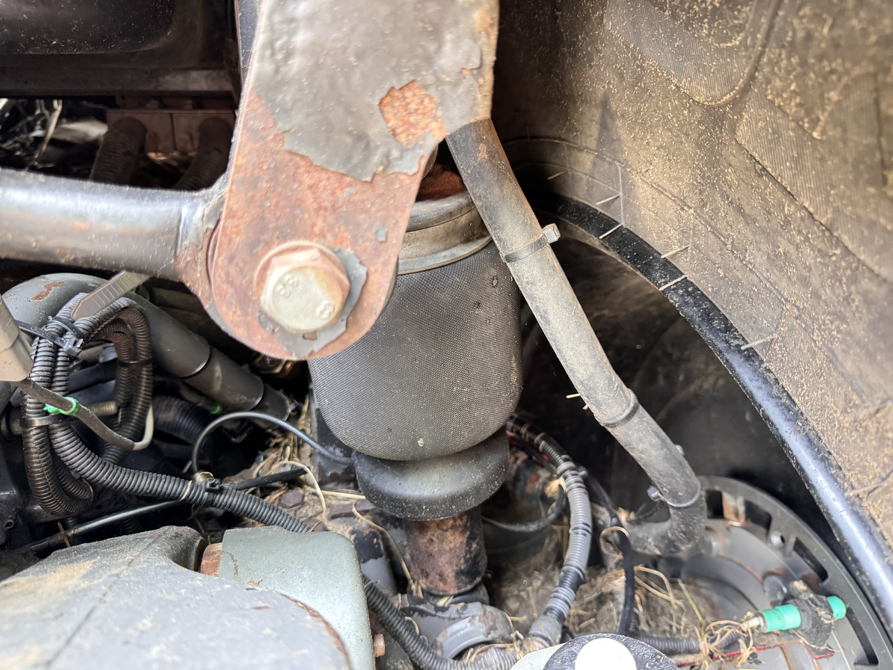 Tractor Valtra T214 Direct