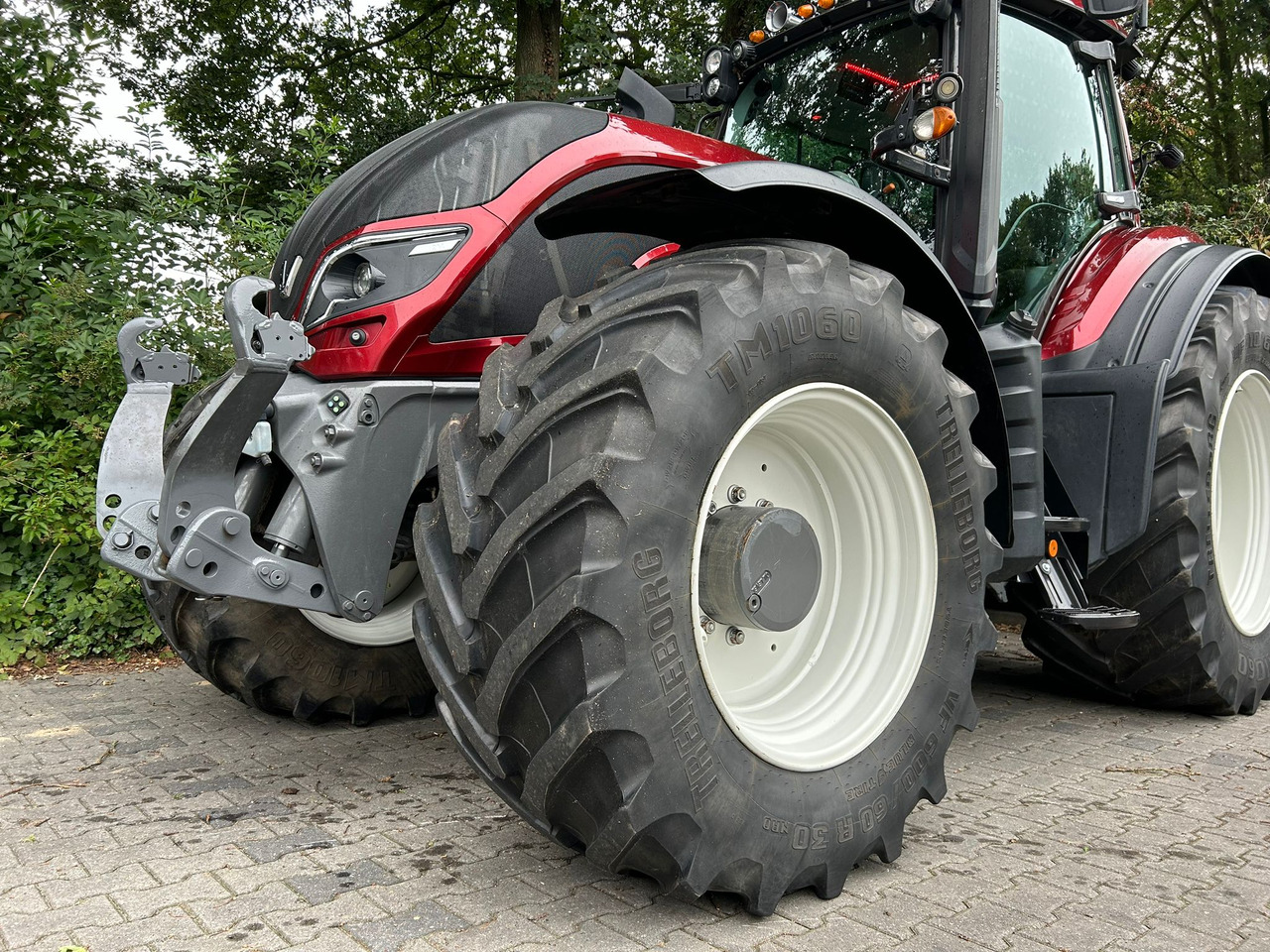 Tractor Valtra T214 Direct