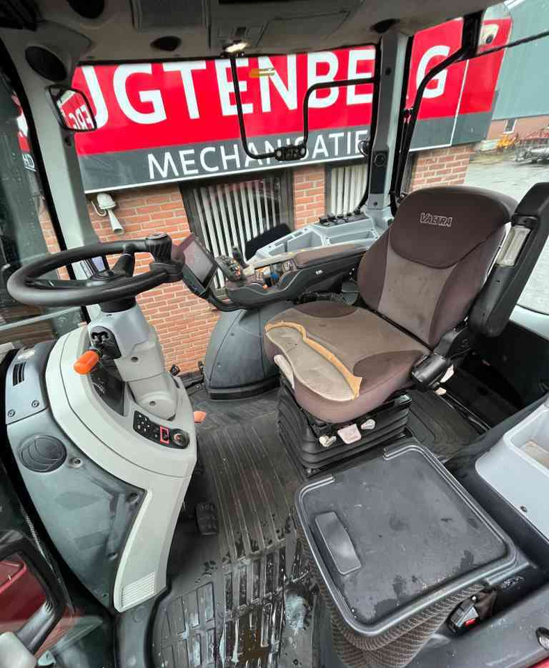 Tractor Valtra T234 Direct Tractoren