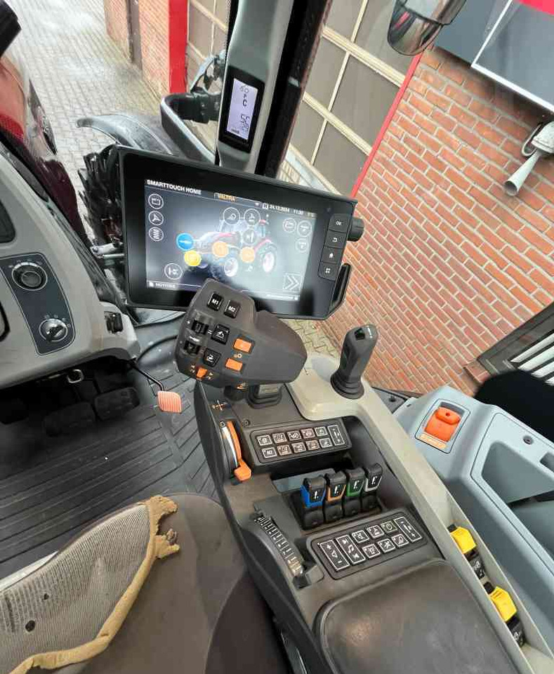 Tractor Valtra T234 Direct Tractoren