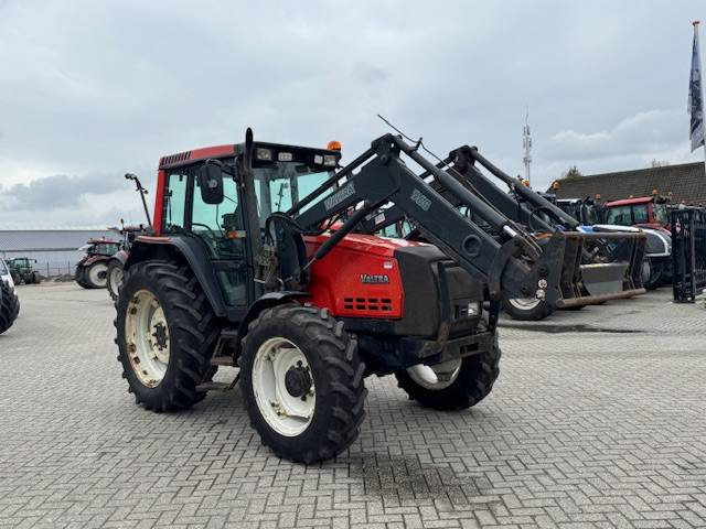 Tractor Valtra Valmet 6650 Hitech, voorlader, vloeistofkoppeling