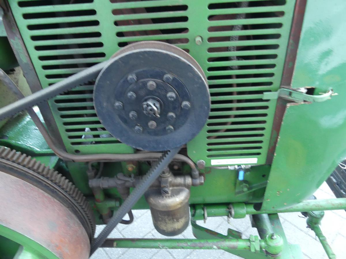Tractor Vierzon 201