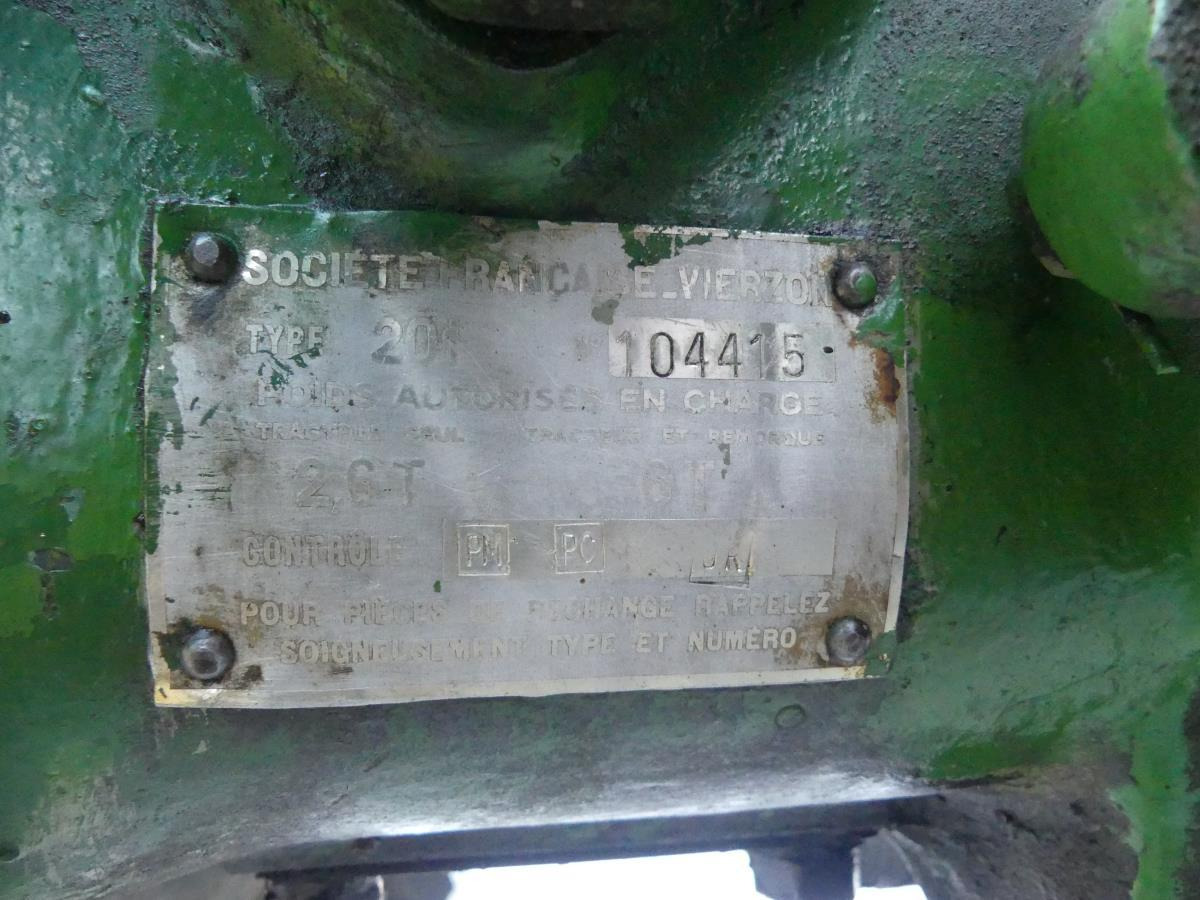Tractor Vierzon 201