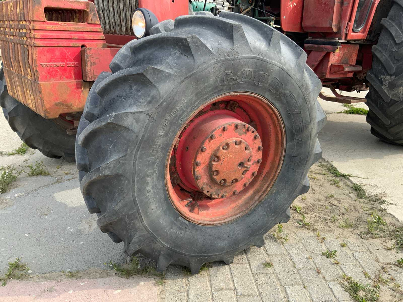 Tractor Volvo BM T-814 A