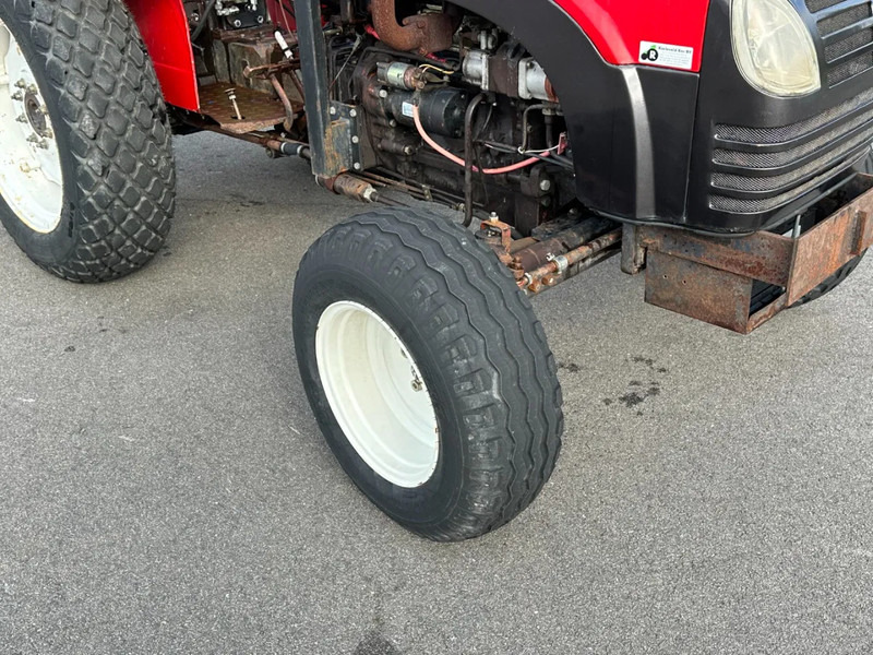 Tractor YTO 400 2-wd