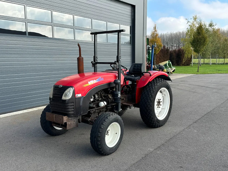 Tractor YTO 400 2-wd