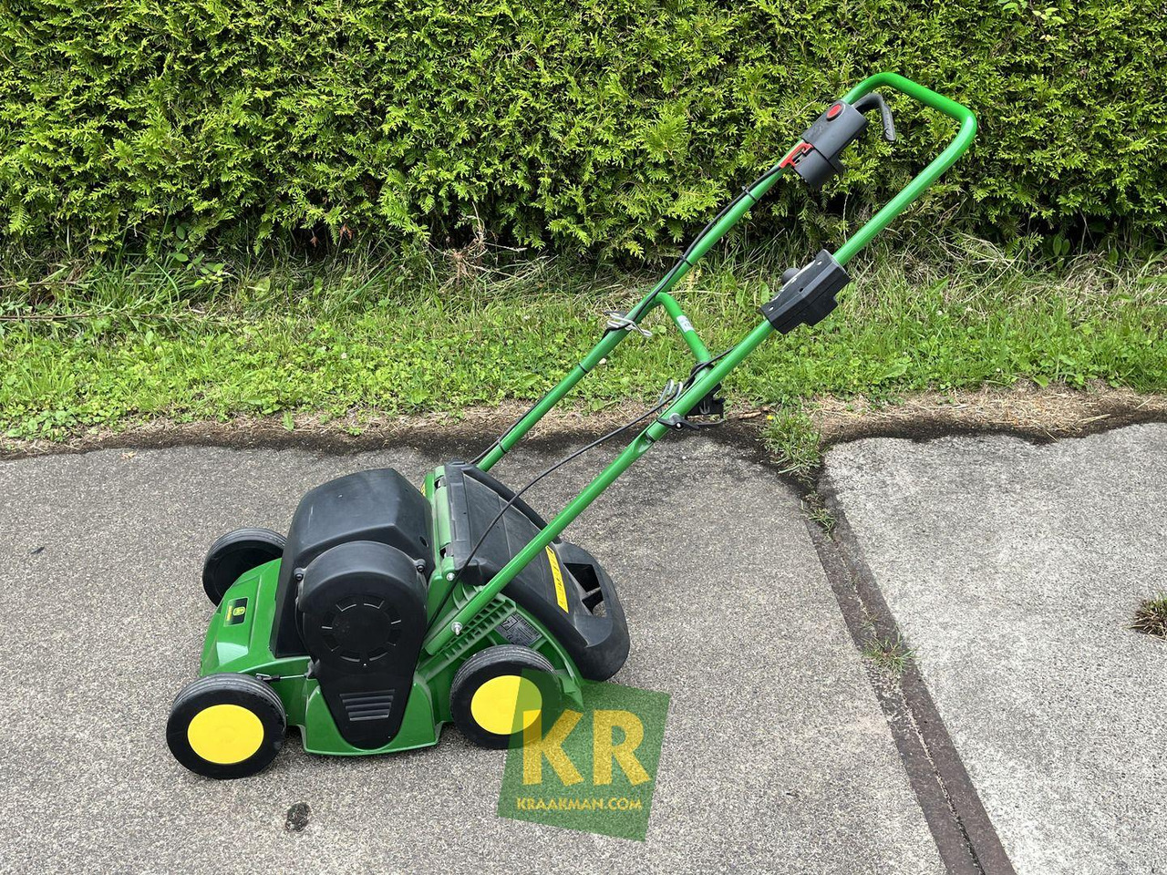 Tuinmachine D31R John Deere