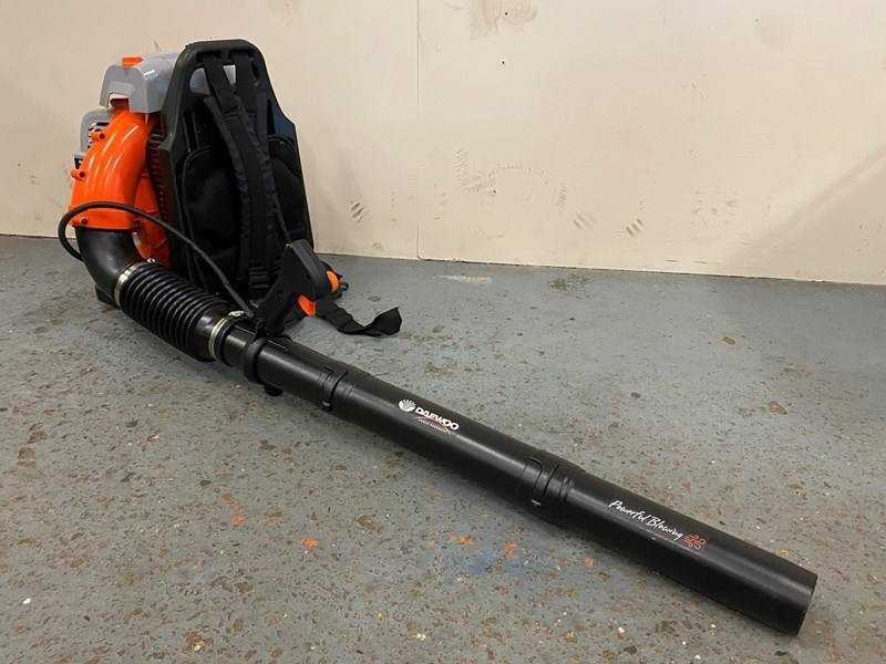 Tuinmachine Daewoo DABL7662