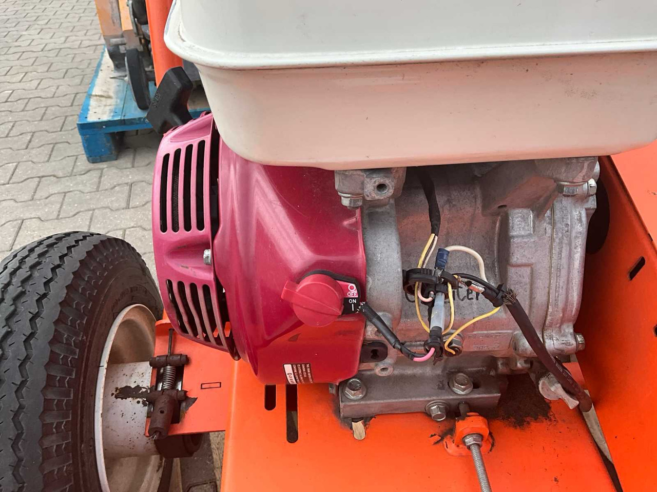 Tuinmachine Dosko 337-13H