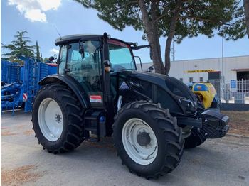 Tractor VALTRA A114H  for rent: afbeelding 1