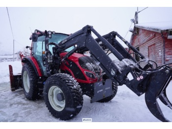 Tractor Valtra A104: afbeelding 1