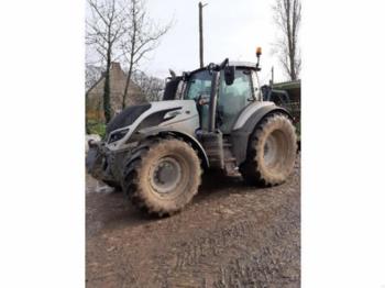 Tractor Valtra T174DIRECT: afbeelding 1