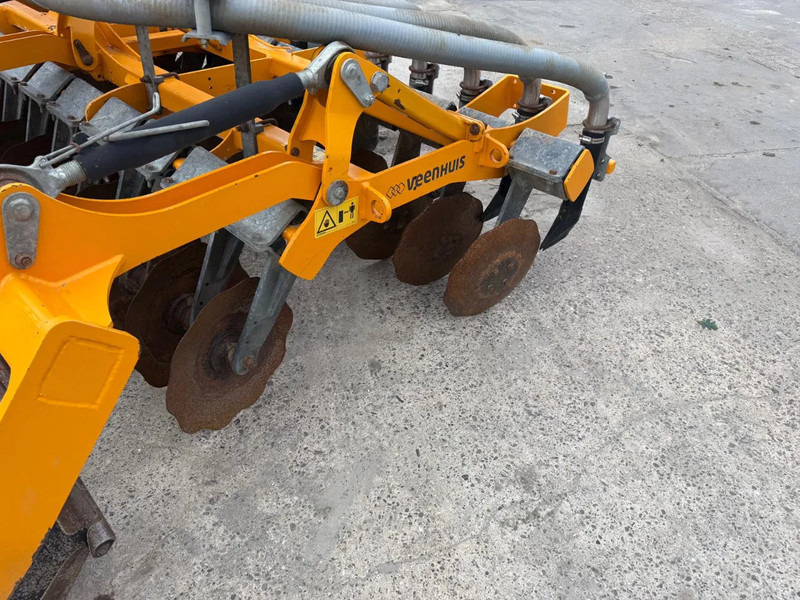 Landbouwmachine Veenhuis Terraject DISC 5.00 Schijvenegg Bemester Bouwlandinjecteur