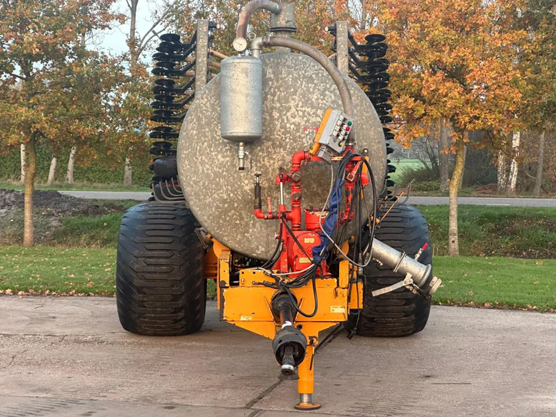 Landbouwmachine Veenhuis VMB 7500 + bemester slootsmid