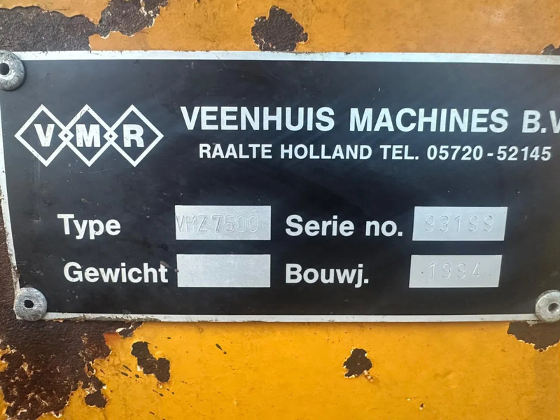 Landbouwmachine Veenhuis VMB 7500 + bemester slootsmid