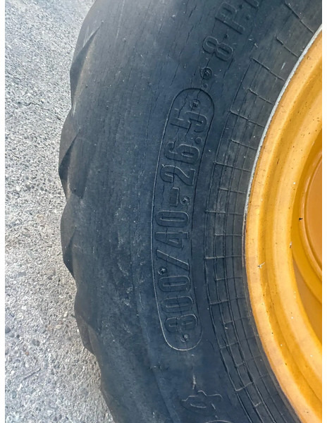 Landbouwmachine Veenhuis VMB 7500 + bemester slootsmid