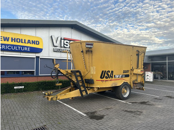 Veeteelt materiaal Peecon Peecon USA 700 CF mengwagen