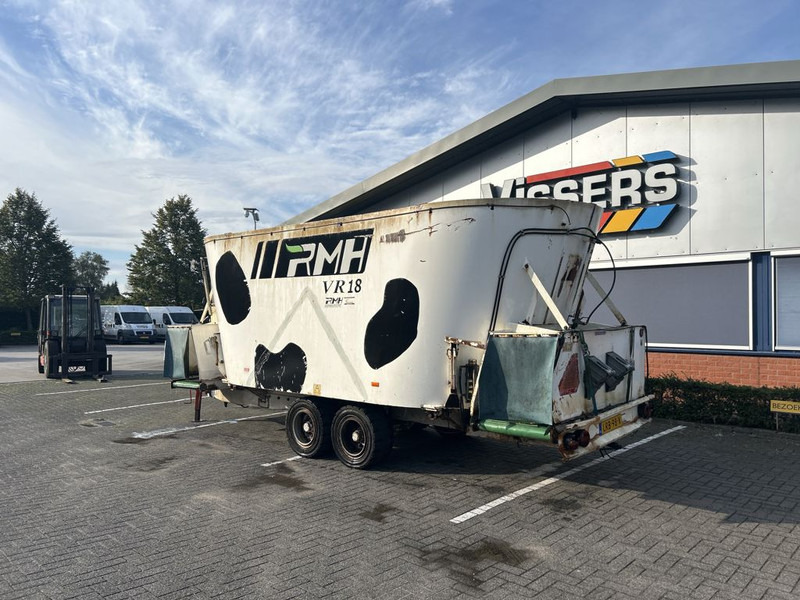 Veeteelt materiaal RMH RMH VR18 mengwagen